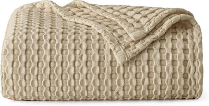Bedsure Cooling Cotton Waffle Twin XL Blanket - Lightweight Breathable Blanket of Rayon Derived from Bamboo for Hot Sleepers, Luxury Throws for Bed, Couch and Sofa, Light Brown, 66x90 Inches