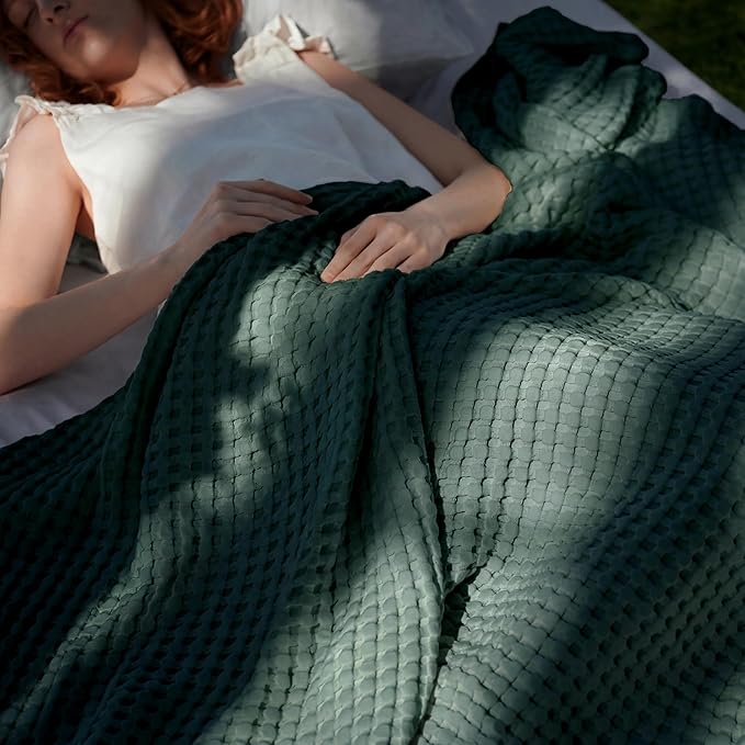 Bedsure Cooling Cotton Waffle Queen Size Blanket - Lightweight Breathable Blanket of Rayon Derived from Bamboo for Hot Sleepers, Luxury Throws for Bed, Couch and Sofa, Dark Green, 90x90 Inches