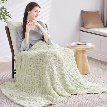 Knitted Weighted Blanket for Adult, No Beads Heavy Blanket 60” x 80'' 20lbs, Breathable Chunky Knit Blanket, Cooling Weighted Blanket for Hot Sleepers, Christmas Home Decor (Cream White)