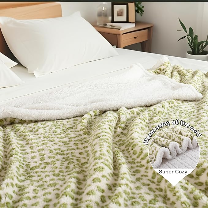 Electric Heated Blanket Throw Size 50"×60" with 9 Heating Levels & 1-10 Hs auto Off, Heating Throw Double Sided Sherpa, Energy Efficient, Machine Washable, Leopard Print Green & White
