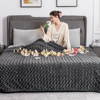 WOOMER Heated Blanket Full Size 77" x 84", Electric Blanket with a Control, 0.5-12 Hours Timer & 10 Heating Levels, ETL Certified, Dark Grey Roses Patterns Faux Fur & Sherpa, Machine Washable