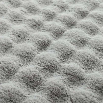 YnM Ultra-Soft Weighted Blanket, Fluffy Bubble Cuddle Heavy Bed Blanket, Plush Faux Fur Big Comforter, Soft & Warm Home Decor Piece (Light Grey, 90''x104'' 20lbs, King/Ca King)