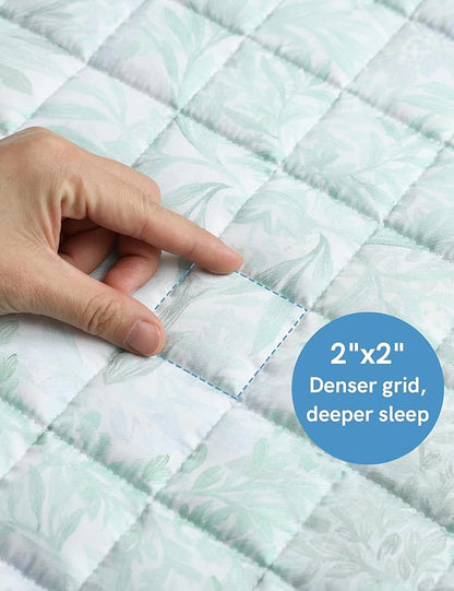 YnM Cooling Weighted Blanket for Adults, 12lbs Heavy Bed Throw for One Person of 110lbs, Perfect for Hot Sleepers or Warm Climates with Rayon/Glass Beads(60x80 Inches, Queen Bed, Spearmint Green)