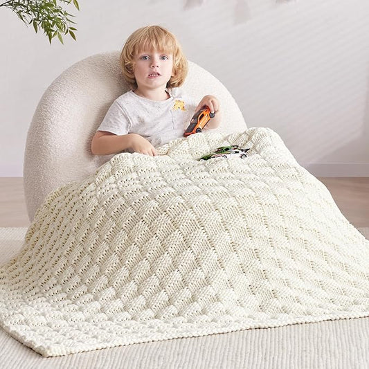 Knitted Weighted Blanket Kids, No Beads Heavy Blanket 36” x 48'' 5lbs, Breathable Chunky Knit Blanket, Cooling Weighted Blanket for Hot Sleepers, Christmas Home Decor (Ivory White)