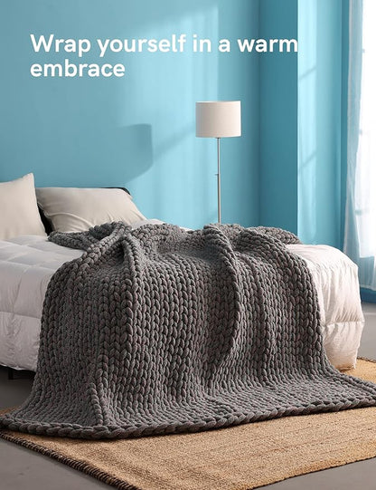 YnM Chenille Weighted Blanket, Handmade Chunky Knitted Design, Soft and Cozy, Temperature Regulating and Breathable, Machine Washable Throw for Sleep or Home Decor (Red Blue, 50x60 Inch, 10lbs)