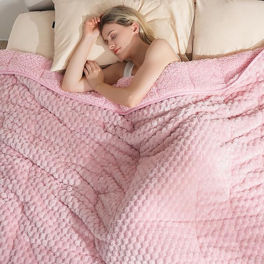 Super Soft Luxury Fleece Sherpa Weighted Blanket 15lbs for Adults, Turtle Shell Fluffy Cozy Warm Queen Weighted Throw for Winter, Ceramic Beads Washable Heavy Blankets for Couch Bed, Pink, 60" x 80"