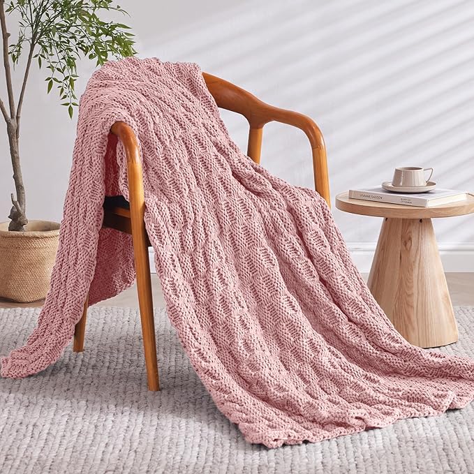 Knitted Weighted Blanket Adults, No Beads Heavy Blanket 40” x 60'' 7lbs, Breathable Chunky Knit Blanket, Cooling Weighted Blanket for Hot Sleepers, Christmas Home Decor (HoneyPink)