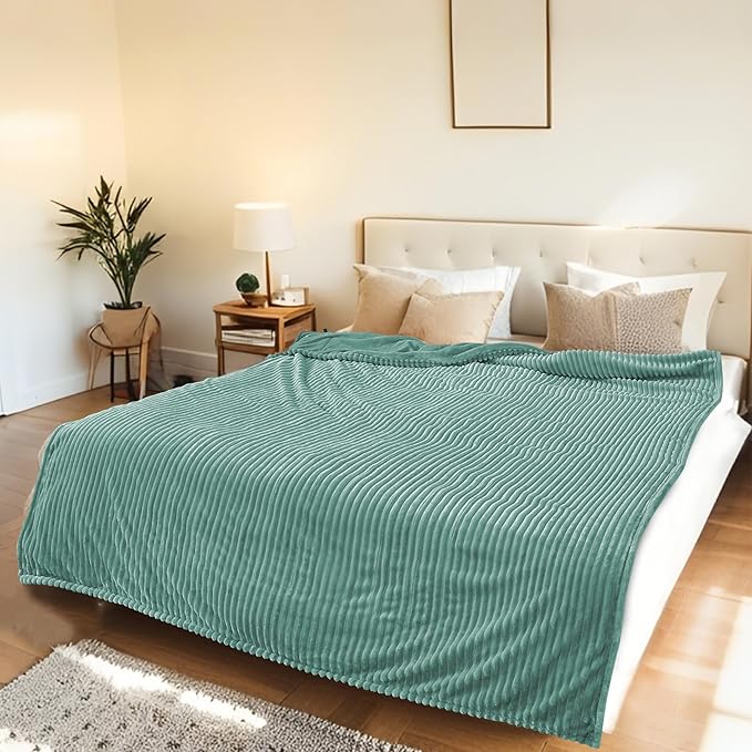 Electric Heated Blanket Full Size 72"x84" with Cozy Flannel, 6 Heat Settings & 10 Hours Auto Off, Soft & Cozy Warming Throw for Home, Office, or Bed, Machine Washable, Bean Green