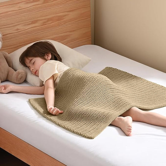 Guohaoi Knitted Weighted Lap Pad (Beige 20"x30" 2lbs) No Beads Cooling Weighted Blanket Kids for Nap, Breathable Chunky Knit Blanket, Small Throw Blanket for Travel Indoor Outdoor