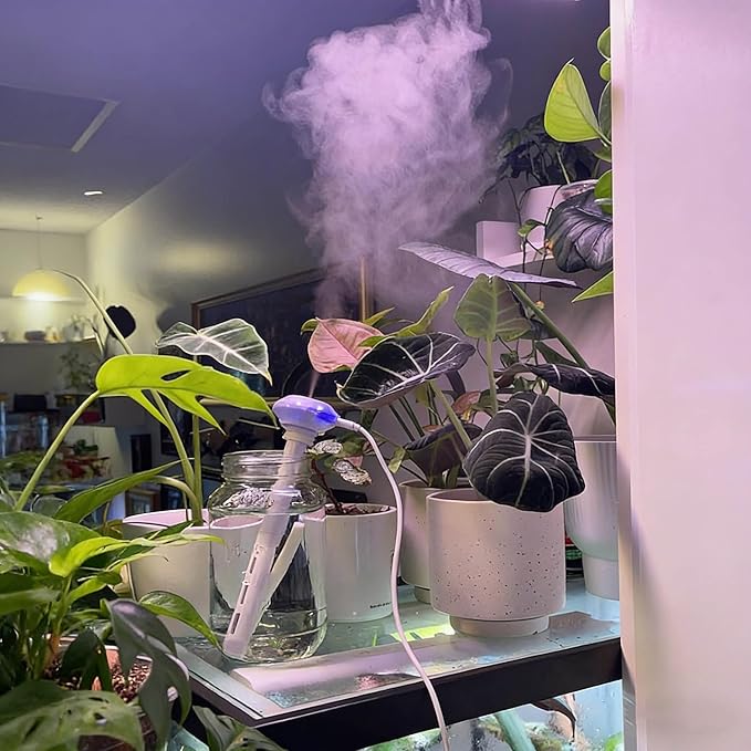 USB Cool Mist Humidifier, Small USB Personal Humidifiers Desktop Humidifier Mute White Mini Portable Humidifiers High Capacity Water Bottle Humidifier for Home Car