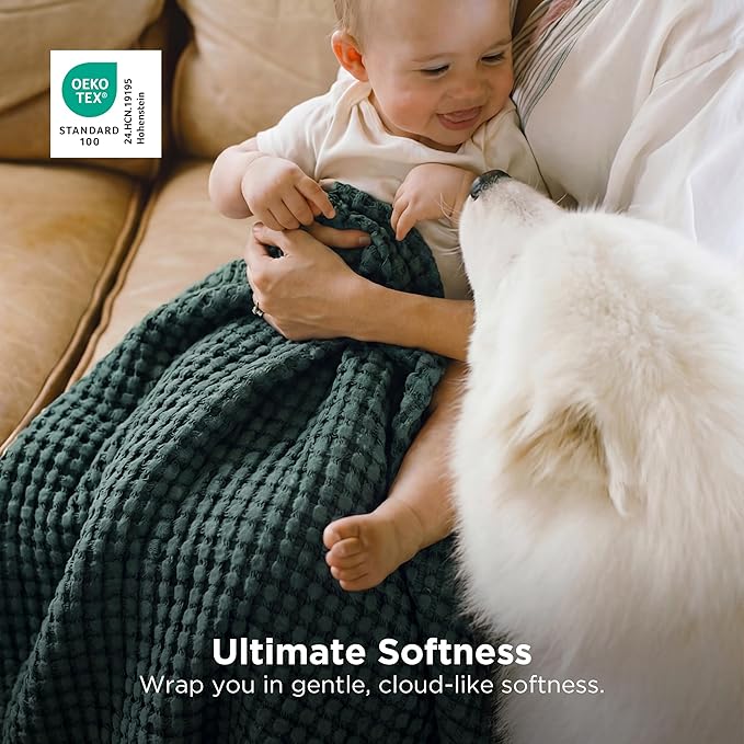 Bedsure Cooling Cotton Waffle Queen Size Blanket - Lightweight Breathable Blanket of Rayon Derived from Bamboo for Hot Sleepers, Luxury Throws for Bed, Couch and Sofa, Dark Green, 90x90 Inches