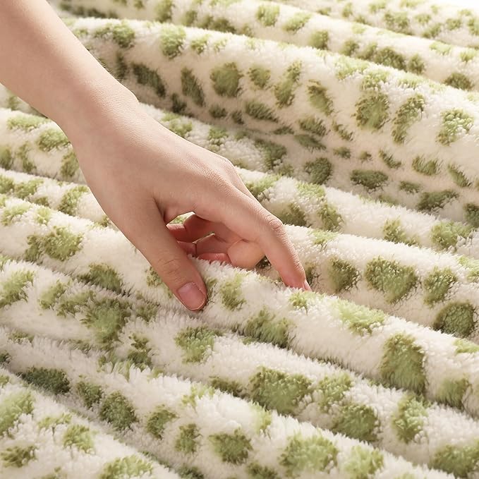 Electric Heated Blanket Full Size 72"x84", Ultra-Soft Plush with Overheat Protection, 9 Adjustable Heat Settings & 10-Hour Auto-Off Timer, Fast Heating for Winter Comfort, Green White Leopard Print