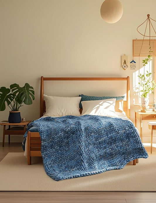 YnM Weighted Blanket, Handmade Chunky Knitted Design, Soft and Cozy, Temperature Regulating and Breathable, Machine Washable Throw for Sleep or Home Decor (Dark Blue Tie-Dyed, 50x60 Inch, 10lbs)