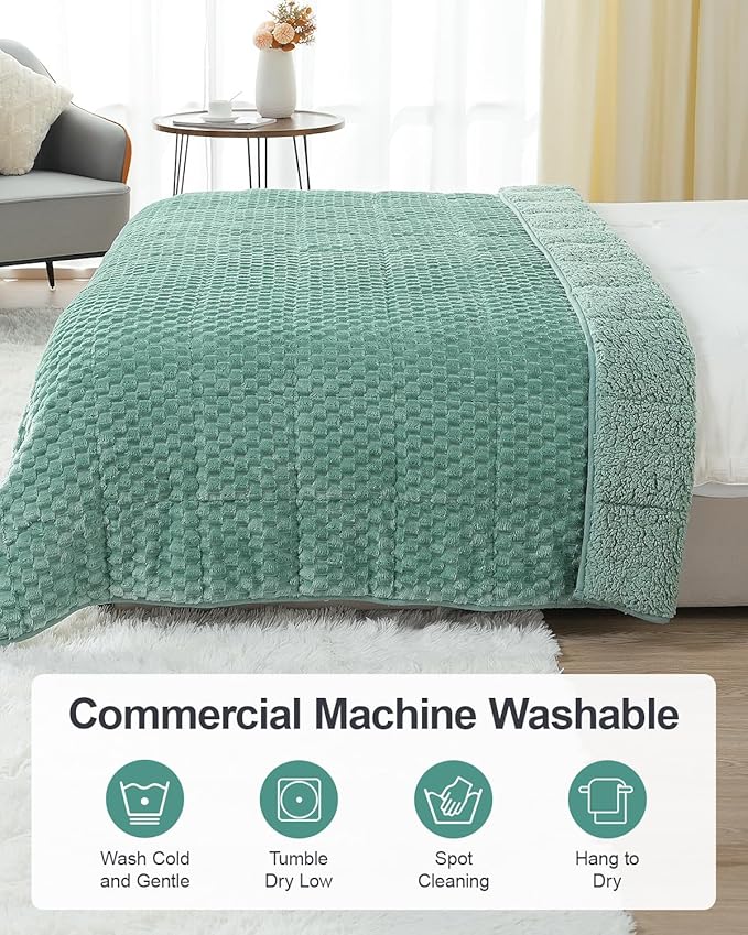 Super Soft Luxury Fleece Sherpa Weighted Blanket 15 lbs for Adults, Turtle Shell Fuzzy Cozy Warm Weighted Throw for Winter, Ceramic Beads Washable Heavy Blankets for Couch Bed, Sage Green, 60" x 80"