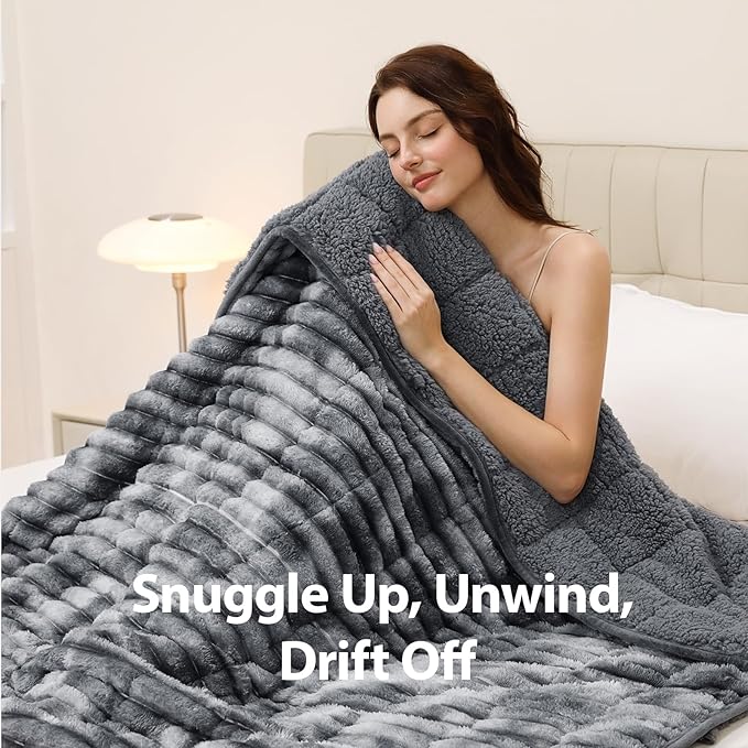 Sherpa Fleece Weighted Blanket with 3D Ribbed Stripes, 15 lbs Soft Flannel Heavy Throw Blanket for Couch Full Size Bed, Heavy Thick Blankets with Glass Beads, Great for Deep Sleep, 60" x 80"