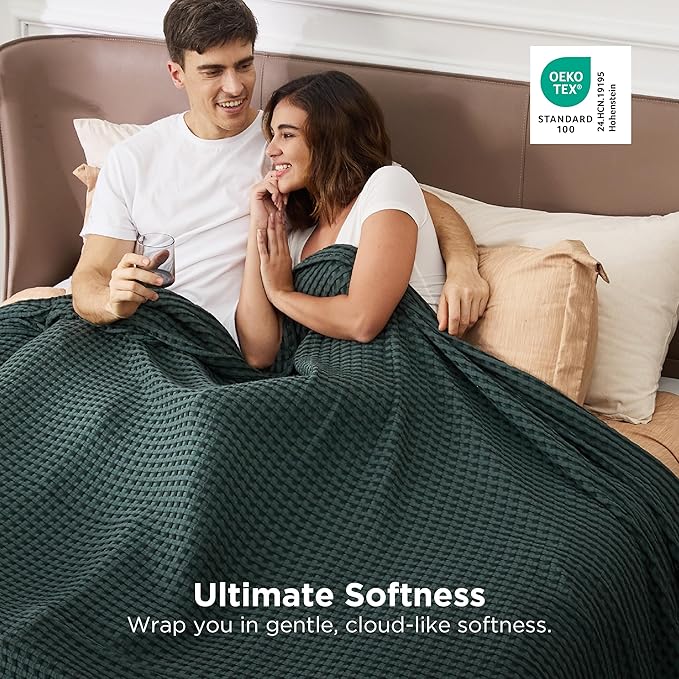 Bedsure Cooling Cotton Waffle Oversized King Blanket - Lightweight Breathable Rayon Derived from Bamboo for Hot Sleepers, Luxury Throws for Bed and Sofa, 120x96 Inches
