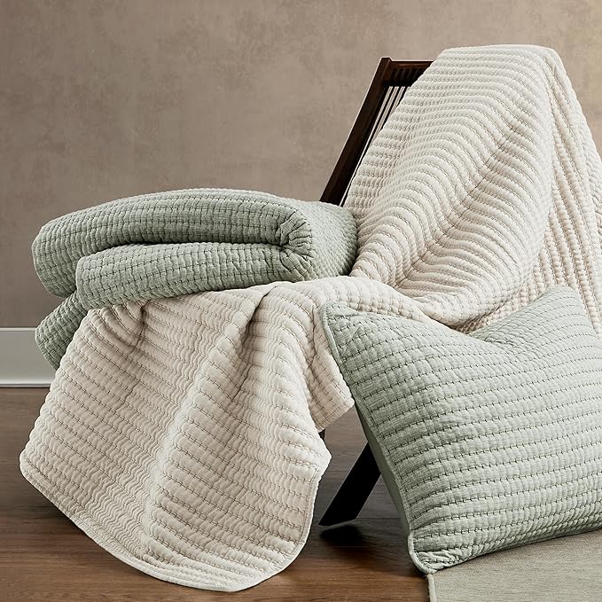 WDCOZY Sage Green Pick Stitch Twin Size Quilt Set, Striped Lightweight Soft Summer Spring Bedspread, Bamboo Linen Like Textured Coverlet, Chambray Farmhouse Country Rustic Thin Bedding Comforter