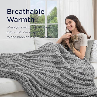Maetoow Handmade 15 lb Soft Knitted Weighted Blanket, 72 x 48 in Breathable Chunky Knit Gravity Blanket Throw, Home Decor for Sofa Couch Bed, Light Grey