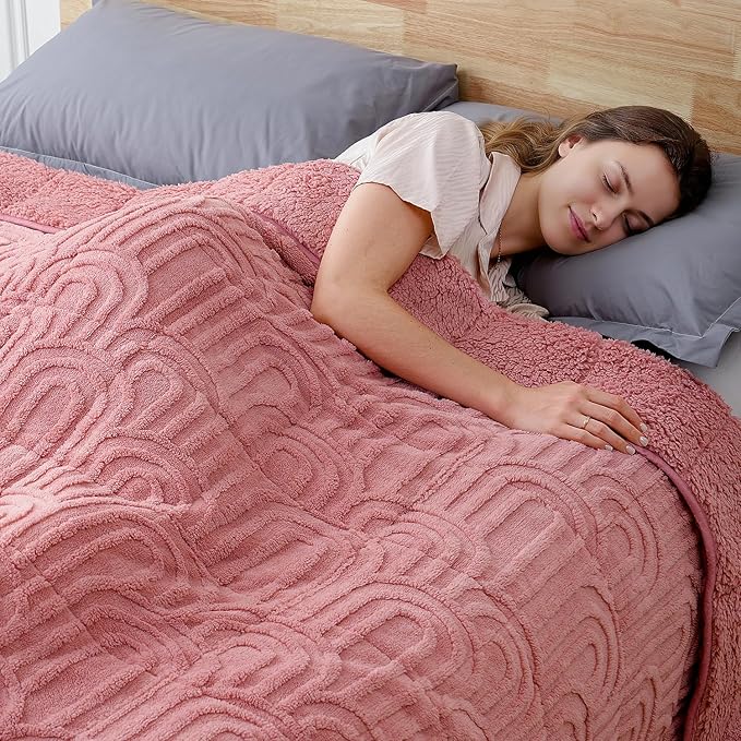 Sherpa Fleece Adult Weighted Blanket Great for Sleep, 20 lbs Dual Sided Soft Fuzzy Heavy Blankets for Couch Bed Sofa, Cozy Warm Arched Jacquard Throw for Winter (Apricot Pink, 60" x 80", 20 Pounds)