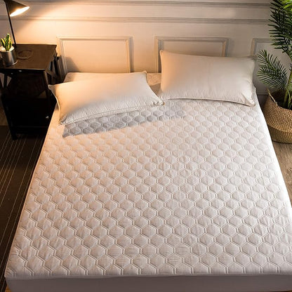 Hani Minna Premium Quilted Fitted Mattress Pad Protector Made with Natural Combed Cotton - Cooling and Breathable Mattress Topper (King)