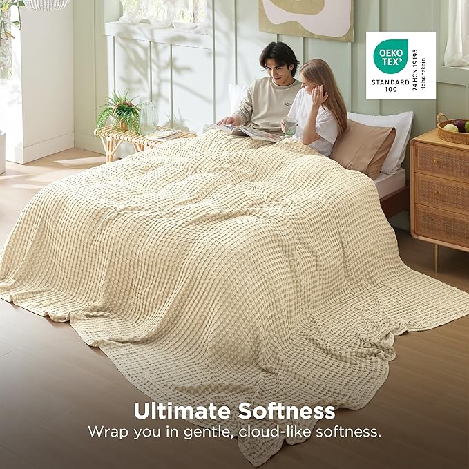 Bedsure Cooling Cotton Waffle Oversized King Blanket - Lightweight Breathable Blanket of Rayon Derived from Bamboo for Hot Sleepers, Natural, 120x96 Inches