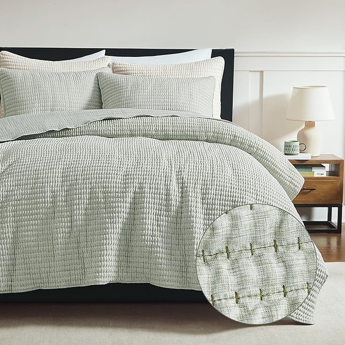 WDCOZY Sage Green Pick Stitch Queen Size Quilt Set, Striped Lightweight Soft Summer Spring Bedspread, Bamboo Linen Like Textured Coverlet, Chambray Farmhouse Country Rustic Thin Bedding Comforter