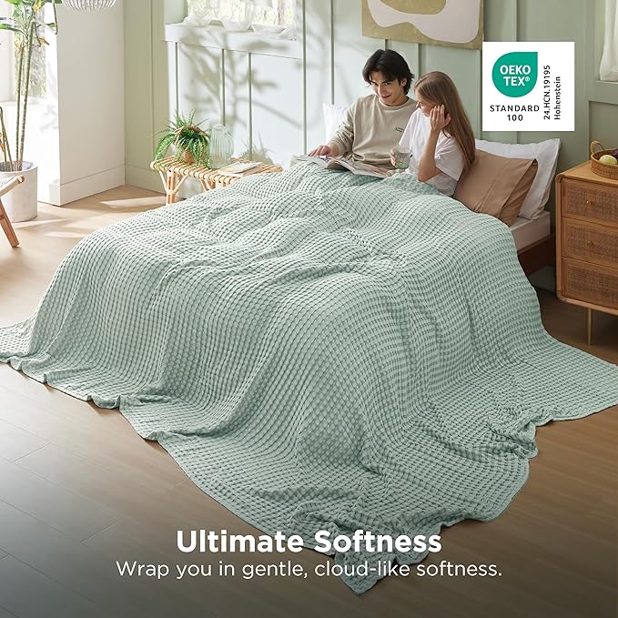 Bedsure Cooling Cotton Waffle Oversized King Blanket - Lightweight Breathable Blankets Rayon Derived from Bamboo for Hot Sleepers, Luxury Throws for Bed and Sofa, Mint Green, 120x96 Inches