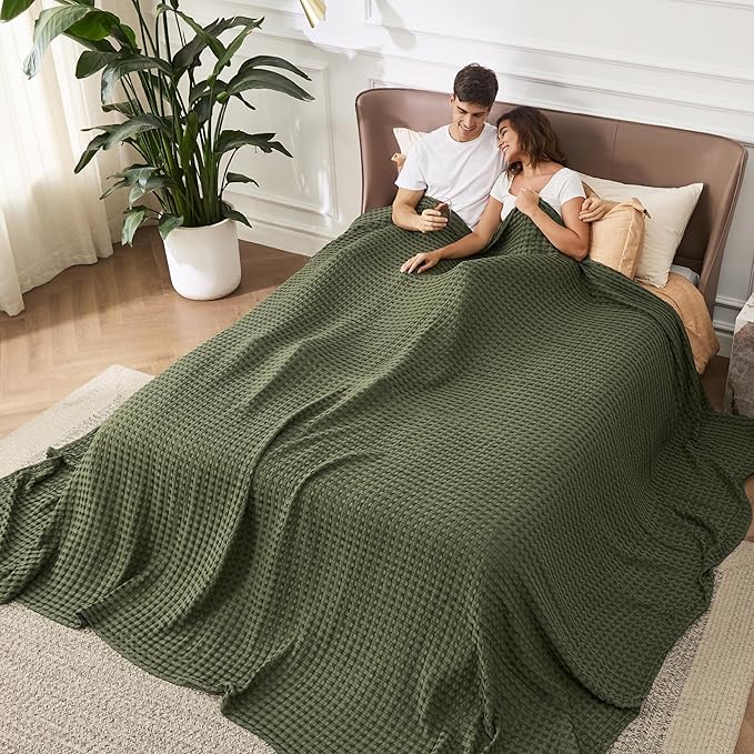 Bedsure Cooling Cotton Waffle Oversized King Blanket - Lightweight Breathable Rayon Derived from Bamboo for Hot Sleepers, Luxury Throws for Bed and Sofa, Olive Green, 120x96 Inches