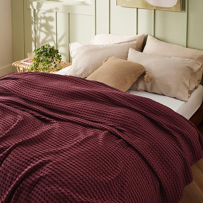 Bedsure Cooling Cotton Waffle Queen Size Blanket - Lightweight Breathable Blanket of Rayon Derived from Bamboo for Hot Sleepers, Luxury Throws for Bed, Couch and Sofa, Dark Red, 90x90 Inches